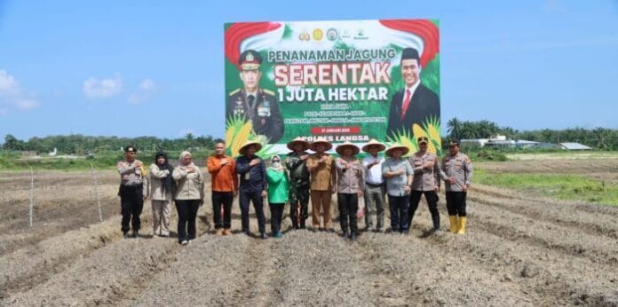 Kapolres Langsa Pimpin Penanaman Jagung Serentak