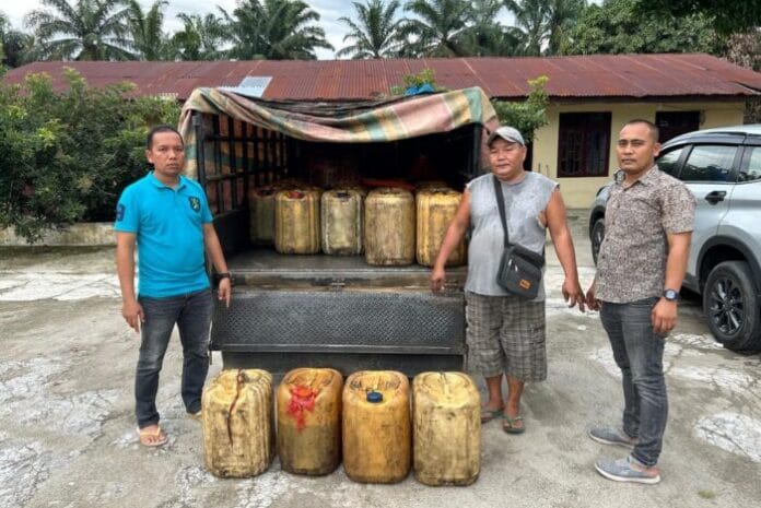 Penimbunan BBM Berhasil Diungkap Polsek Kampung Rakyat dan Polres Labusel