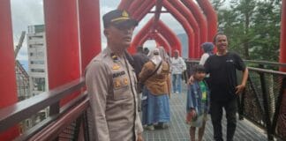 Polres Samosir Urai Kemacetan dan Kepadatan Wisatawan Melalui Aplikasi SOT Polri