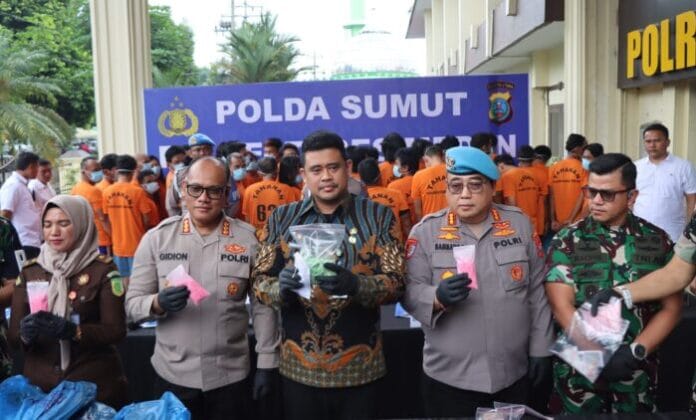 TNI-Polri Gerebek Dua Sarang Narkoba di Medan