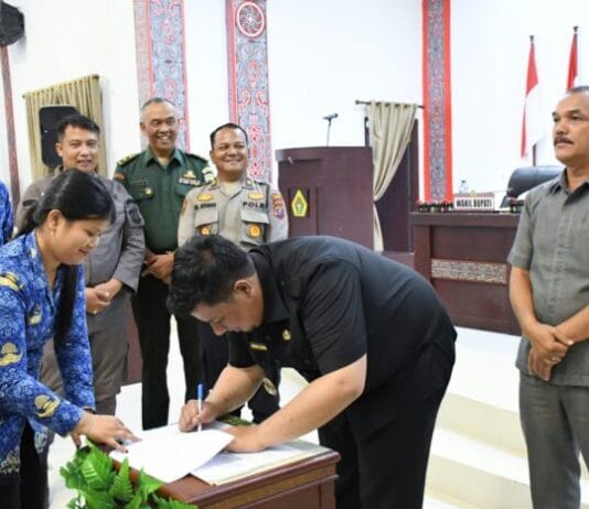 Pemkab Samosir dan DPRD Sepakati Terbentuknya Dua Ranperda