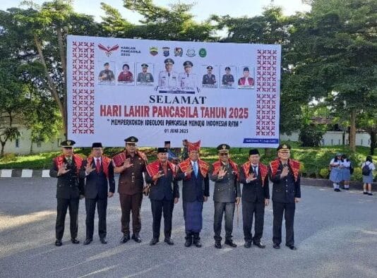 Polres dan Pemkab Karo Gelar Upacara Hari Lahir Pancasila 2025