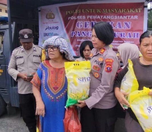 Polsek Siantar Utara Gelar Gerakan Pangan Murah, Beras SPHP 150 Sak Habis Terjual