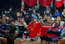 Bupati Batu Bara Nobar Final Piala Dunia 2026 Bersama Masyarakat Bupati Batu Bara Nobar Final Piala Dunia 2026 Bersama Masyarakat