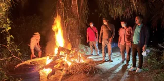 Tim Gabungan Polres Langkat Musnahkan Lokasi Penyalahgunaan Narkoba di Desa Bubun Tim Gabungan Polres Langkat Musnahkan Lokasi Penyalahgunaan Narkoba di Desa Bubun