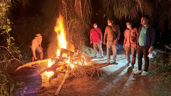 Tim Gabungan Polres Langkat Musnahkan Lokasi Penyalahgunaan Narkoba di Desa Bubun